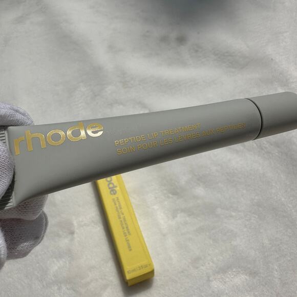 Rhode Peptide Lip Treatment Passionfruit Jelly New Authentic Passion Fruit NIB - Picture 2 of 10